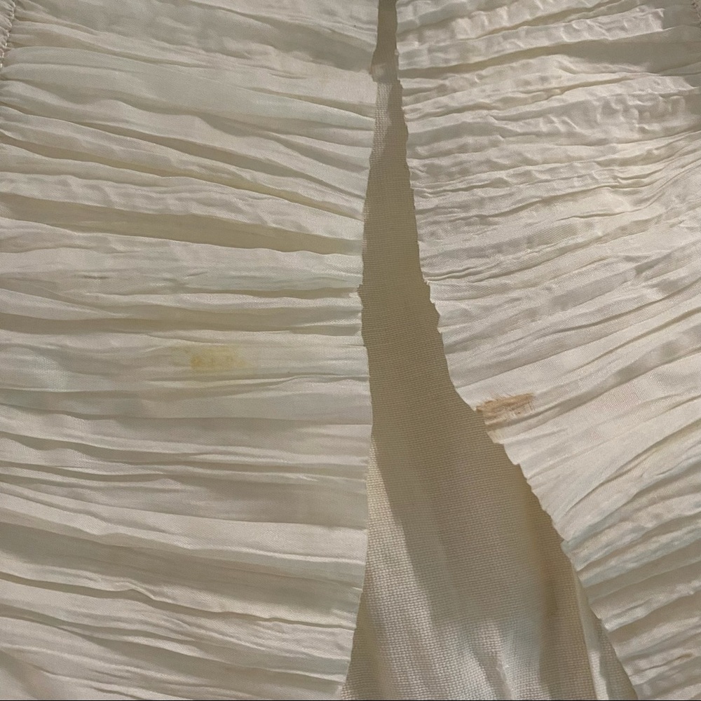 Textured Ruffle Jacket - Picture 2 of 3